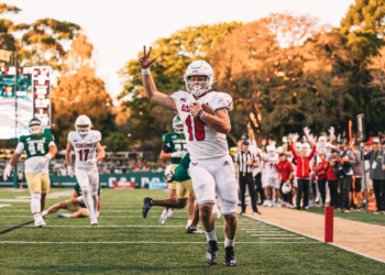 Offensive shoot out goes against Eagles in final game of 2025