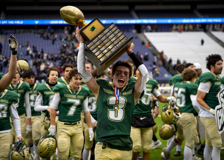 DeSales Finally Finishes the Climb, Claims 1B State Title With 26–14 Win Over Liberty Christian