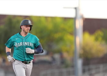 Garver beats out Knizner, will serve as Mariners' backup catcher (photo: Mariners.com)