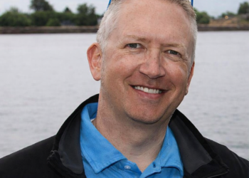 Mike Denslow steps down as chairman of the H1 unlimited board of directors