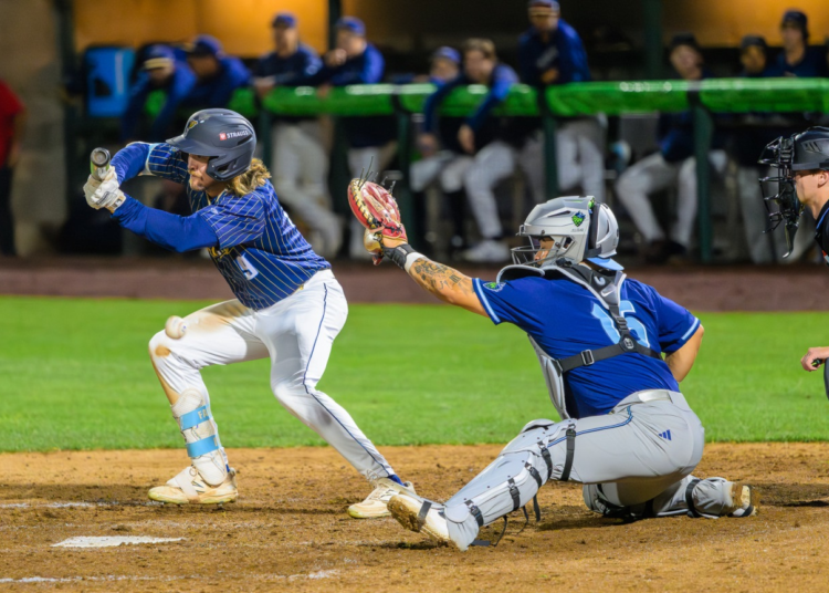 Tri-City Dust Devils Show Heart Against League Leaders (Photo John Keller - Tri-City Dust Devils)