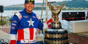 Jimmy Shane captures Gold Cup in remarkable return as Madison Regatta overcomes challenging weekend (Photo: H1 Unlimited)